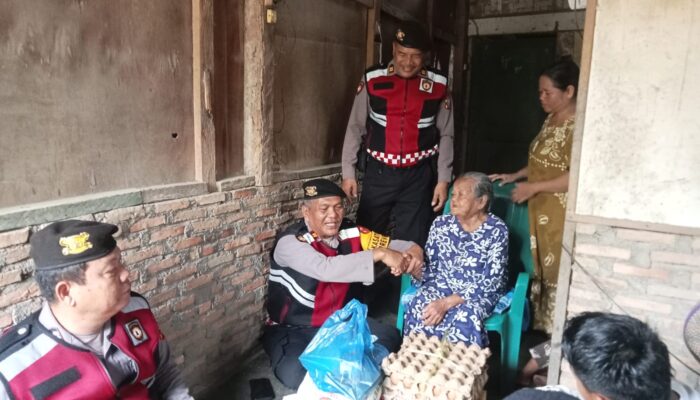 Polisi Hadir di Tengah Masyarakat, Sat Samapta Polres Sergai Bantu Nenek Sukiani