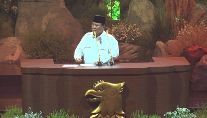 Prabowo Janji Turunkan Harga Tiket Pesawat dan Haji: “Saya Mau Jadi Presiden yang Turunkan Harga!”