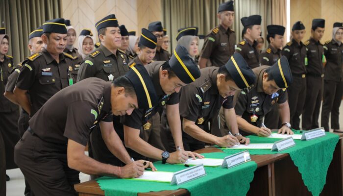 JAM PIDMIL Kejaksaan Agung Canangkan Zona Integritas WBK-WBBM: Komitmen Mewujudkan Birokrasi Bersih dan Melayani
