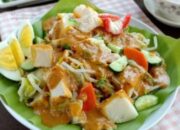 Resep Gado-Gado Sederhana dengan Saus Sambal Pecel yang Lezat