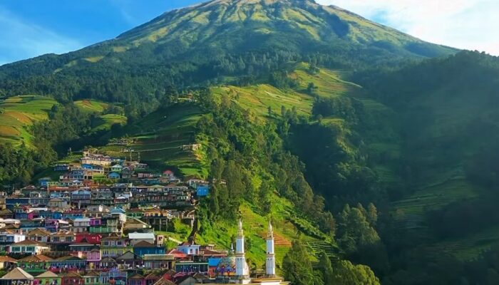 Nepal van Java: Pesona Desa di Atas Awan yang Wajib Dikunjungi