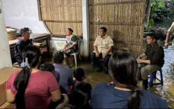 Presiden Prabowo Tinjau Langsung Warga Terdampak Banjir di Bekasi, Beri Dukungan Moril dan Buka Puasa Bersama