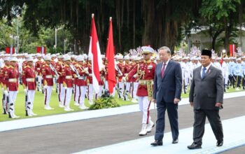 Prabowo Sambut Sekjen PKV Vietnam Tô Lâm dengan Upacara Megah di Istana Merdeka