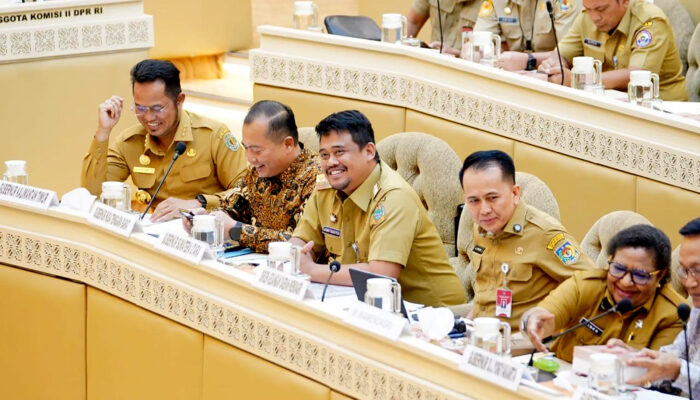RDP dengan Komisi II DPR RI,  Gubernur Sumut Bobby Nasution Ingin Nias Tidak Lagi Tertinggal