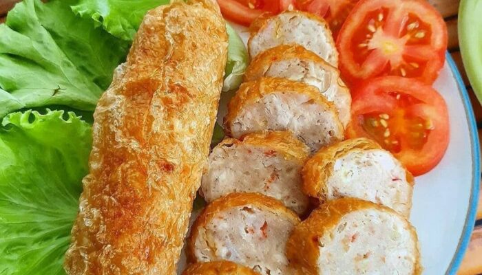 Resep Spesial Ngohiong Ayam Udang: Perpaduan Rasa yang Menggoda Lidah