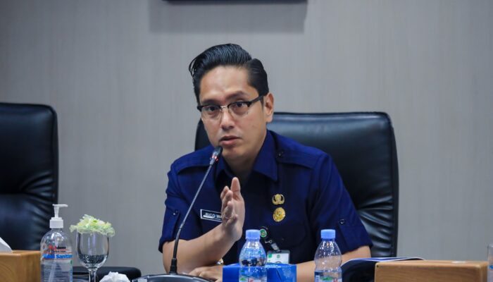 Rico Waas Minta Dinas SDABMBK Petakan Jalan Rusak dan Drainase Yang Perlu Diremajakan