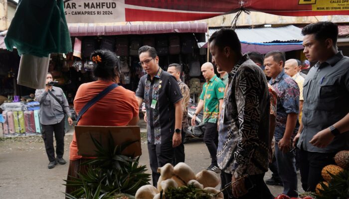 Tingkatkan Kenyamanan Pasar, Rico Waas Akan Perbaiki Jalan dan Drainase di Pasar Kwala Bekala Medan Johor