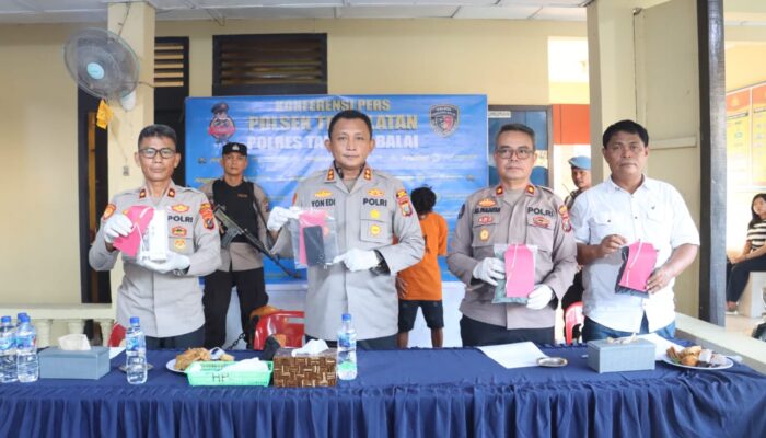 2 Pelaku Penjambret HP Cewek Ditangkap