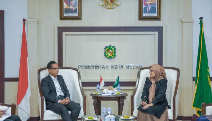 Dukung Youthpreneur Excellency 2025 dan Campus Hiring, Rico Waas Harap Ciptakan Lapangan Kerja Baru