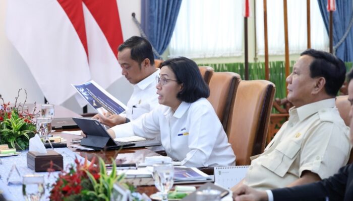 Prabowo Gulirkan Bantuan Tunai Rp600 Ribu untuk 17,3 Juta Pekerja Bergaji Rendah