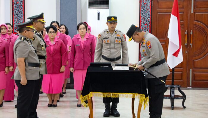 Kapolda Sumut Pimpin Sertijab Pejabat Utama dan Kapolres: Tekankan Loyalitas dan Semangat Kebersamaan