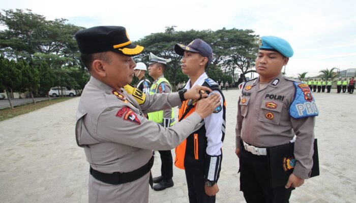 Kapolres Sergai Pimpin Apel Gelar Pasukan Operasi Patuh Toba 2025: Dorong Disiplin dan Kesadaran Lalu Lintas