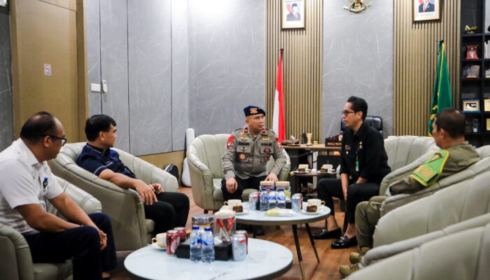Terima Kunjungan Danpas Brimob I, Rico Waas Berharap Brimob Dapat Bantu Atasi Tawuran di Medan Utara