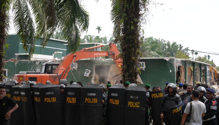 Bersih-Bersih Sumut: THM Marcopolo Dirubuhkan, Diduga Sarang Narkoba