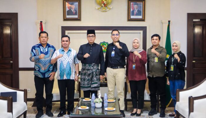 Rico Waas Ajak Garuda Indonesia Kerjasama Promosikan Makanan dan Produk UMKM Kota Medan
