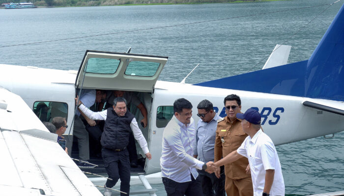 Bobby Nasution Jajal Pesawat Amfibi, Transportasi Baru di Danau Toba