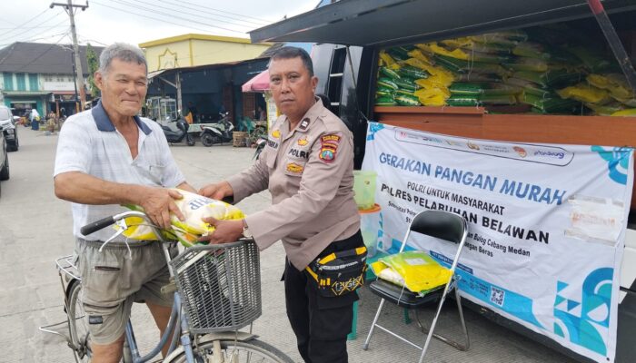Polres Pelabuhan Belawan Gelar Gerakan Pangan Murah, Salurkan 1 Ton Beras SPHP untuk Warga Belawan II