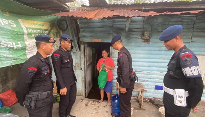 Brimob Polda Sumut Tebar Kasih di Hari Minggu, Wujud Pengabdian Menyambut HUT ke-80 Korps Brimob Polri