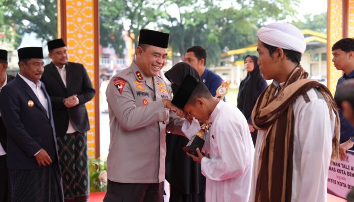Sinergi Tiga Pilar di Hari Santri: Kapolda Sumut dan Pangdam I/BB Tegaskan Komitmen Lindungi Dunia Pesantren