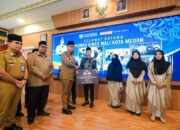 Serahkan Bonus Untuk Pemenang STQH XIX Provinsi Sumut, Rico Waas Berharap Jadi Inspirasi Penghafal Al-Quran Bagi Generasi Muda