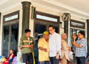 Rico Waas Kunjungi dan Salurkan Bantuan Logistik untuk Pengungsi Banjir