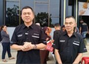 PT. Surya Jaya Agung Gelar Bakti Sosial, Bagikan 85 Paket Sembako untuk Warga Sekitar Pabrik