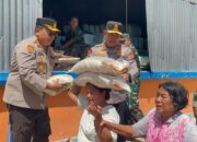 Kapolda dan Pangdam I/BB Turun ke Tapteng, Negara Hadir Bawa Beras untuk Korban Bencana