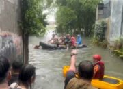 Polda Sumut Kerahkan 58 Personel Selamatkan Warga Terjebak Banjir di Medan