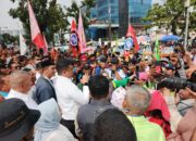 Gubernur Sumut Bobby Nasution Bertatap Muka Langsung dengan Pendemo