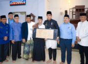 Kunjungi Pesantren Ar-Raudlatul Hasanah, Rico Waas Bakar Semangat Santri Untuk Jadi Pemimpin di Masa Depan