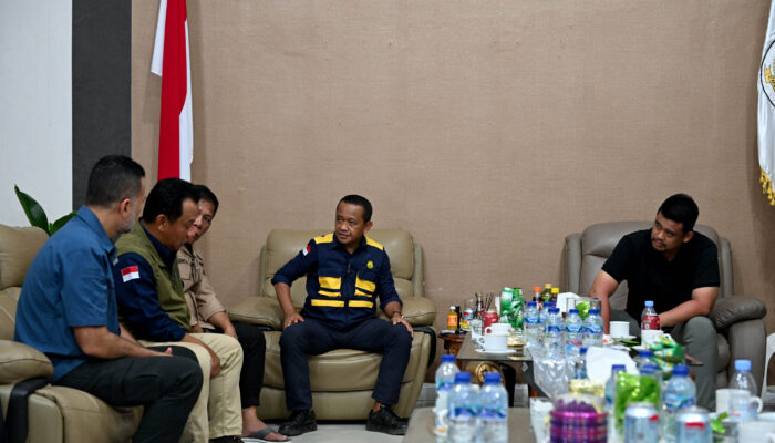 Bobby Nasution Rapat Darurat Bersama Menteri ESDM, Ditargetkan Listrik di Tapteng Sudah Normal Jum’at