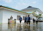 Banjir Kepung Perkantoran, Wabup Adlin: Pelayanan Publik Tidak Boleh Mandek