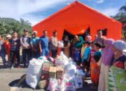 Polres Tapanuli Selatan Hadirkan Kepedulian Lewat Bansos untuk Warga Terdampak Bencana di Reniate