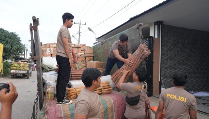Baintelkam Polri Gerak Cepat Bantu Pemulihan Banjir dan Longsor di Sumut, Warga Kembali Bangkit