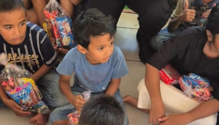 Polres Sibolga Hadirkan Trauma Healing dan Bantuan Kemanusiaan untuk Pengungsi Banjir–Longsor di TK Negeri Pembina