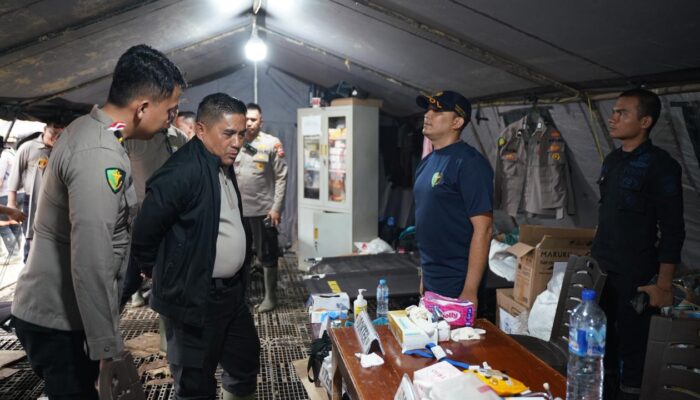 Kabaharkam Polri Tinjau Langsung Posko Bencana Aceh Tamiang, Pastikan Bantuan Tepat Sasaran