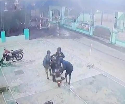 Saat Sholat Subuh, NMAX Jamaah Masjid Nurul Hasanah Sergai Dibawa Kabur Pakai Avanza Putih