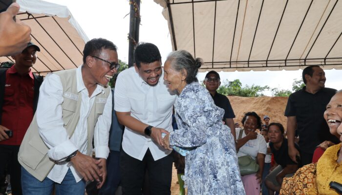 Gubernur Sumut Bobby Nasution Tegaskan Rumah Korban Banjir dan Longsor yang Hilang Akan Diganti