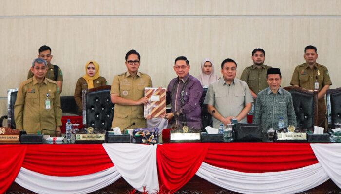 Wali Kota Medan dan DPRD Sepakati Perda KTR, Wujud Komitmen Bersama Dalam Meningkatkan Kesehatan Masyarakat