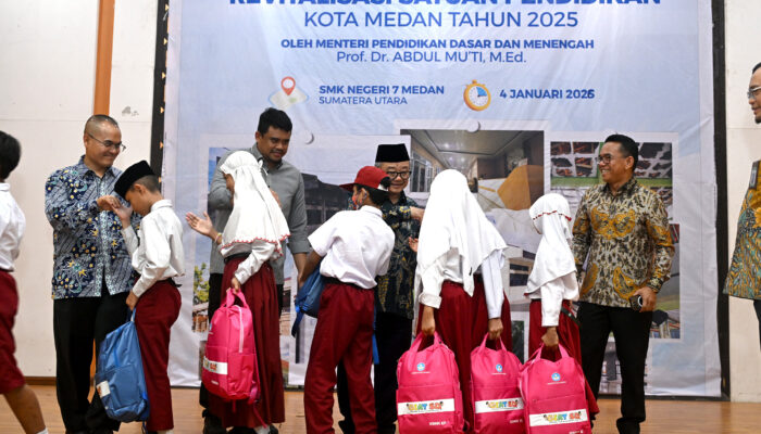 Menteri Dikdasmen Resmikan Revitalisasi Satuan Pendidikan, Bobby Nasution Umumkan Dimulainya Sekolah Gratis di Nias dan Daerah Terdampak Bencana