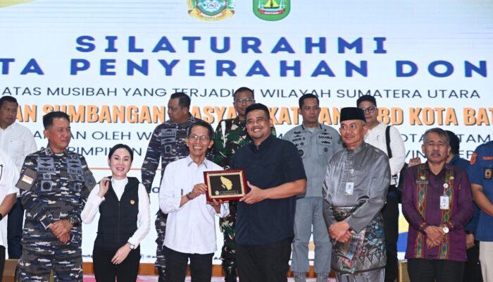 Gubernur Sumut Bobby Nasution Terima Donasi Bencana Rp4,7 Miliar dari Pemko Batam