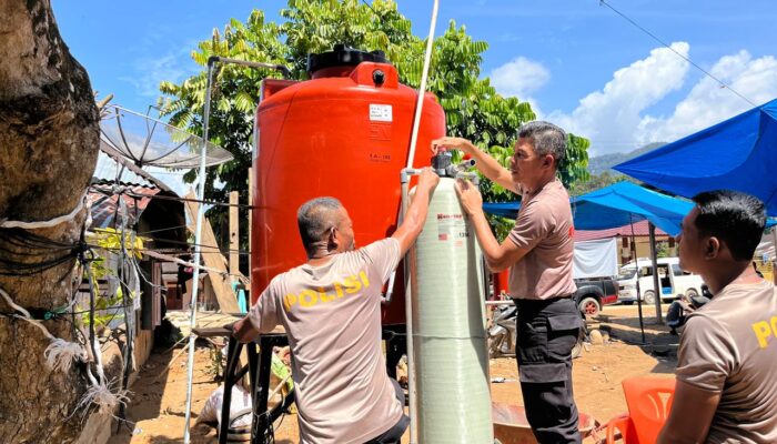 Polda Sumut Perkuat Akses Air Bersih Warga Hutanabolon Lewat Pemasangan Filter Nanotec