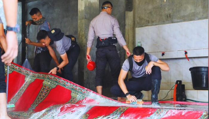 Taruna Akpol Percantik Mushola Babul Falah, Wujud Bakti Nyata Jelang Latsitardanus XLVI di Aceh Tamiang