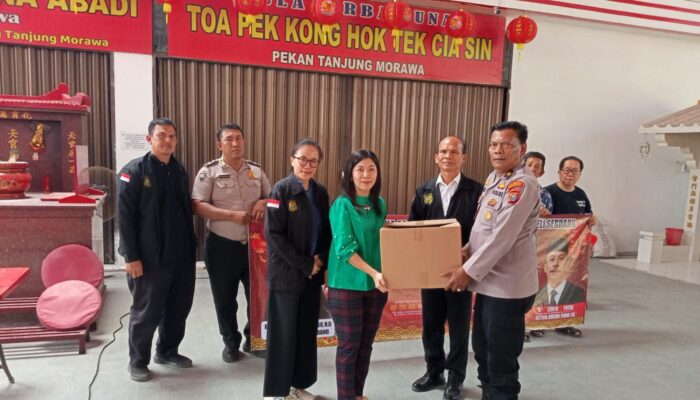 Pererat Harmoni Imlek 2577, Polresta Deli Serdang Salurkan Bingkisan ke Sejumlah Klenteng
