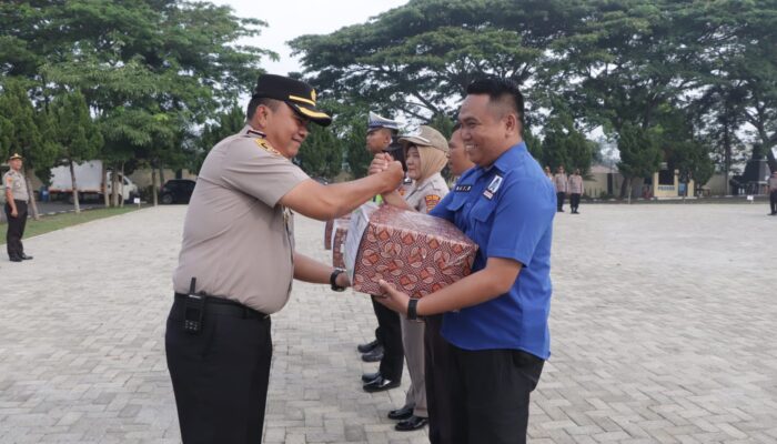 Polres Sergai Beri Apresiasi kepada Personel, PNS, Honorer dan Insan Pers