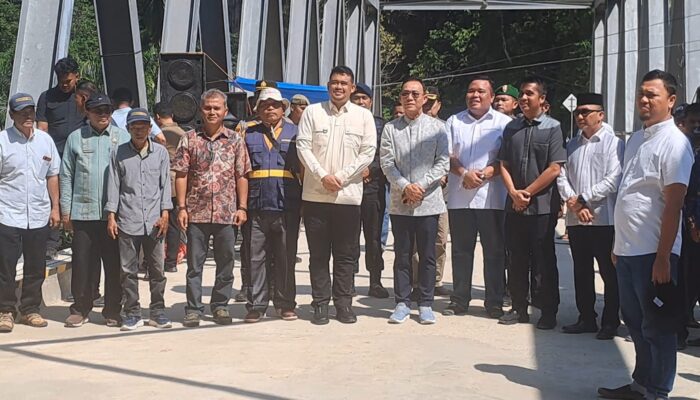 Gubernur Bobby Targetkan Infrastruktur Rusak Tuntas 2028, Gus Irawan Puji Keseriusan Bobby