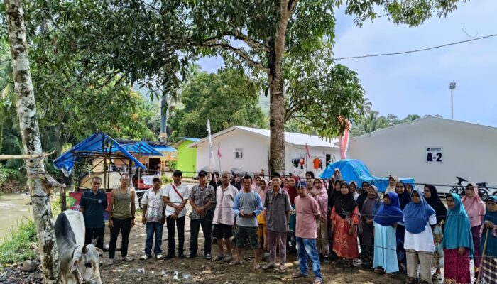 Gubernur Bobby Salurkan 10 Ekor Sapi untuk Korban Bencana di Tapsel dan Tapteng Jelang Lebaran