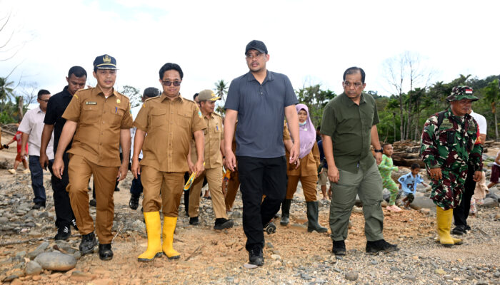 Percepat Rekonstruksi Pascabencana, Gubernur Bobby Nasution Tinjau Tanggul Sungai Badiri