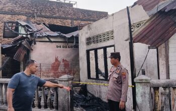 Dua Rumah Terbakar di Perbaungan, Diduga Akibat Percikan Api dari Motor dan BBM Pertalite