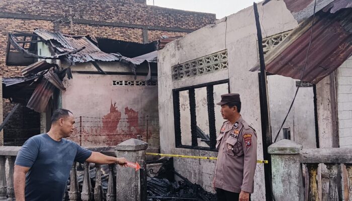 Dua Rumah Terbakar di Perbaungan, Diduga Akibat Percikan Api dari Motor dan BBM Pertalite